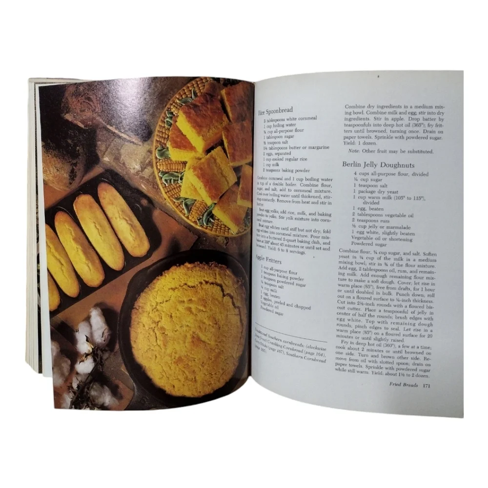 Vtg. Southern Living Cooking Across The South Collection of‎ Regional Recipes